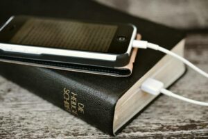 Δωρεάν εφαρμογές για την Αγία Γραφή